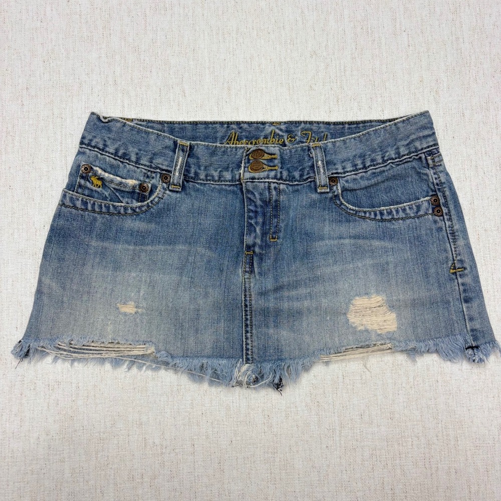 Abercrombie & Fitch Denim Mini Skirt Distressed Low Rise Y2K Medium Wash Size 2